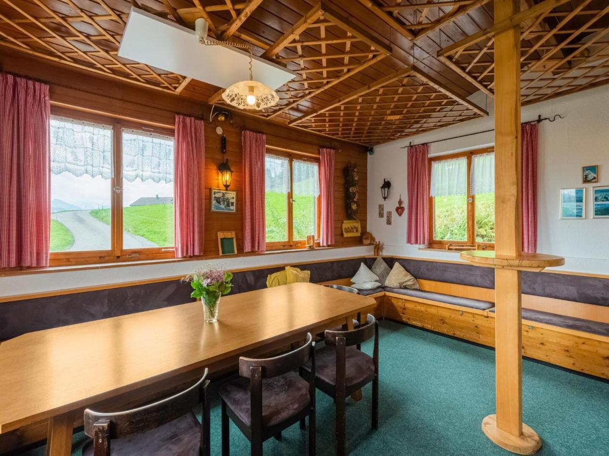 Vintage Holiday Home In Vorarlberg Near Ski Area Schwarzenberg im Bregenzerwald Exteriér fotografie